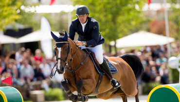 Christophe Vanderhasselt announces sale of Identity Vitseroel to Edwina Tops-Alexander