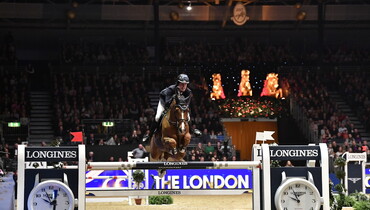 Darragh Kenny wins the Longines Christmas Cracker at Olympia