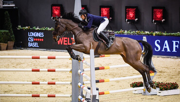 Julien Epaillard and Queeletta win the Prize of Grand Hotel Les Trois Rois in Basel