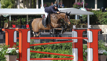 Mexico's Santiago Lambre continues banner season in WEF week five opener
