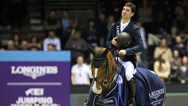 Steve Guerdat raises the roof with brilliant Longines FEI Jumping World Cup™ win in Bordeaux