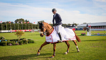 Marcus Westergren wins the Clip My Horse Trophy at the Sunshine Tour