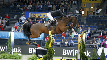 Steve Guerdat takes over the lead in the Longines FEI World Cup Western European League