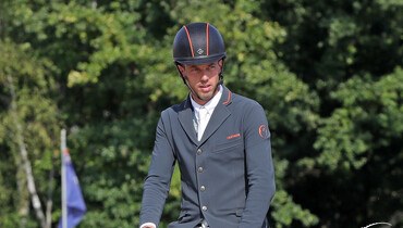 Copycat Z to Evergate Stables