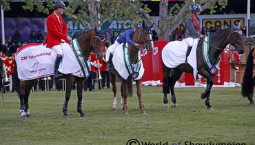 Images | Happy faces at the $1.5 Million CP International prize giving cermony