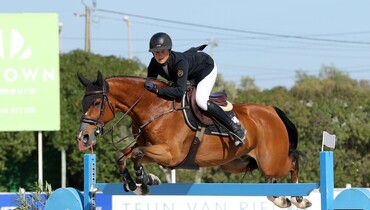 Kim Emmen and Jack van het Dennehof win the CSI3* Grand Prix in Vilamoura