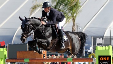 Olivier Guillon and Vitot du Chateau to the top in Vilamoura