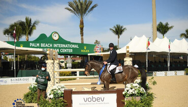 McLain Ward and Catoki race to victory in $37,000 Vobev Holiday II Opener CSI4*