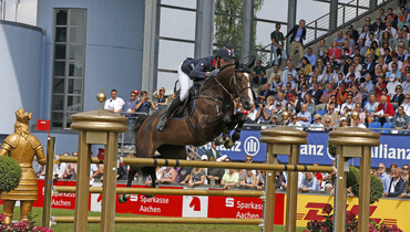 Urhelia Lutterbach and Uccello de Will to Darragh Kenny