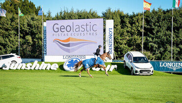 Gudrun Patteet and Sea Coast Kashmira Z win Friday’s feature class at the Sunshine Tour