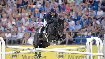 Ekestrian Stallions Auction is now open: Prepare your breeding season while supporting the fight against cancer with more than 1500 coverings and straws!