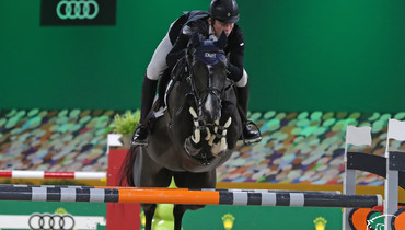 Jack Whitaker and Scenletha stun in the Audi Prize at The Dutch Masters