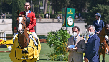 Fearless Farrington and courageous Creedance take the Eni Small Grand Prix by storm