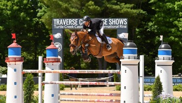Back-to-back wins for Daniel Bluman and Cachemire de Braize in $213,300 Turtle Creek Casino & Hotel Grand Prix CSI4*