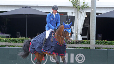 Bart Bles on top in Rotterdam
