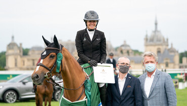 Masters of Chantilly: Tiffany Foster tops the Prix Mercure Hotels