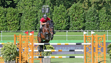 Marcus Ehning replacing Maurice Tebbel on the German team for the European Championships