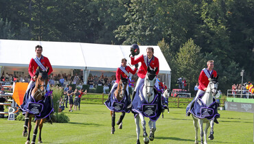Four friends fight their way to gold for Switzerland at the Longines FEI European Championships 2021