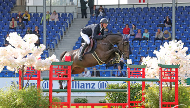 Tobias Meyer and Fassida v. - H fastest in the Sparkassen Youngster Cup