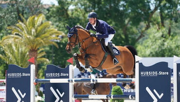 Five of the world's Top 10 to Hubside Jumping Grimaud