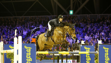 Maikel van der Vleuten into the Dutch Olympic squad with VDL Groep Arera C