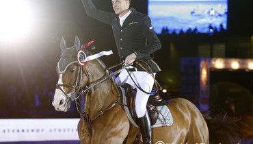 Sterrehof's Opium retired with beautiful ceremony in Amsterdam