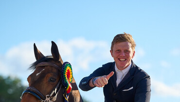 Matthew Sampson and Geneve R win the CSI3* CHG Grand Prix at Autumn MET III 2021