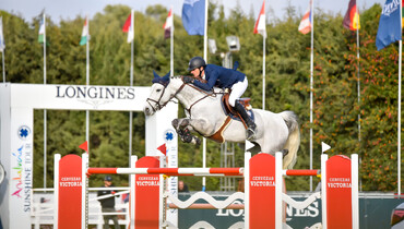 Gregory Wathelet and Argentina de la Marchette win Friday's feature class at the Andalucía Sunshine Tour 2022