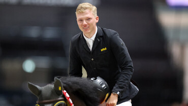 Philipp Schulze Topphoff takes the win in Thursday's CSI3* 1.45m in Leipzig