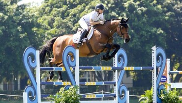 Canada's Amy Millar and Heros win week 6 1.40m Turf Tour Grand Prix