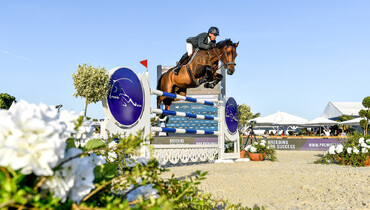 Julien Epaillard speeds to home win at Longines Global Champions Tour of Ramatuelle, Saint Tropez