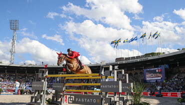 Stockholm Hearts take GCL lead with mega home win