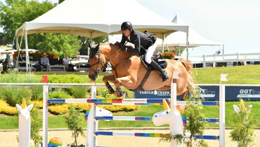 Mändli makes it to the winner’s circle in Traverse City