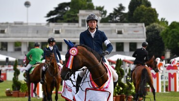 Martin Fuchs triumphs in the CSI4* Grand Prix at the Frecciarossa Milano Jumping Cup 2022