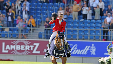 Thrills and spills from the RWE Prize of North-Rhine-Westphalia at CHIO Aachen