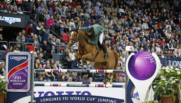 Steve Guerdat steals the win in the Longines FEI World Cup in Gothenburg