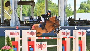Olivia Chowdry and Chuck Berry 8 charge to $37,000 CSI3* Speed Classic win