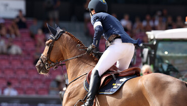 Henrik von Eckermann continues to top the Longines Ranking