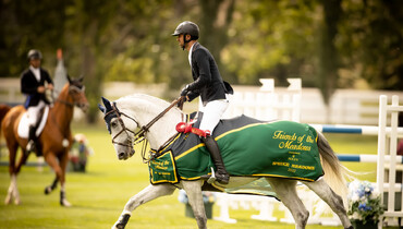 Nayel Nassar and Coronado win Thursday's 1.55m Friends of the Meadows at the CSI5* 'Continental', presented by Rolex