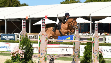 Amanda Derbyshire slices and dices to win Friday’s $37,000 Wölffer Estate CSI2* Grand Prix qualifier at the 2022 Hampton Classic Horse Show