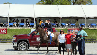 Angel Karolyi and Venus win $100,000 Sullivan GMC Truck Grand Prix