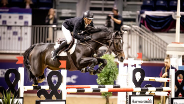Kent Farrington repeats victory at Toronto's Royal Horse Show