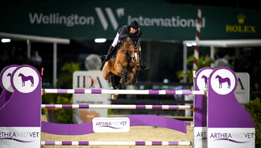 Adrienne Sternlicht and Bennys Legacy land the $216,000 Holiday & Horses Grand Prix CSI4*