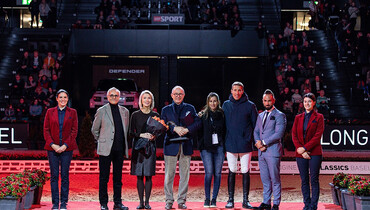 Georg Kähny awarded the Longines Owner of the Year trophy for the first time