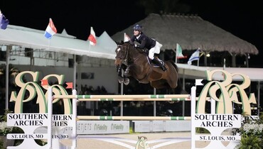 Darragh Kenny is best in Southern Arches CSI3* Grand Prix