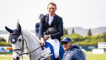 Michael Hughes and Eclatant win the CSI4* 1.45m Geolastic Small Grand Prix at the Sunshine Tour