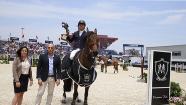 Kent Farrington makes it a triple in Shanghai