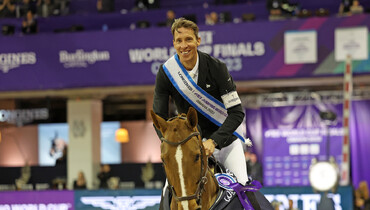 Henrik von Eckermann and King Edward crowned champions at the Longines FEI Jumping World Cup™ Final 2023