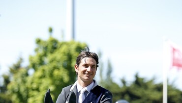 Steve Guerdat wins the Longines Grand Prix in La Baule