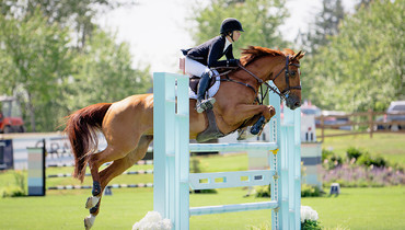 Robitaille gets rolling with Ester de Maugre in CSI2* Friends of tbird 1.45m